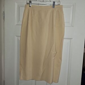 🌟 Agnona wool skirt size 8 NWT